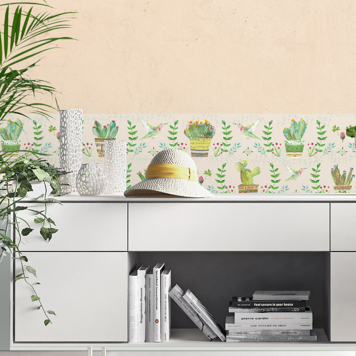 בורדר קיר עציצים קרם