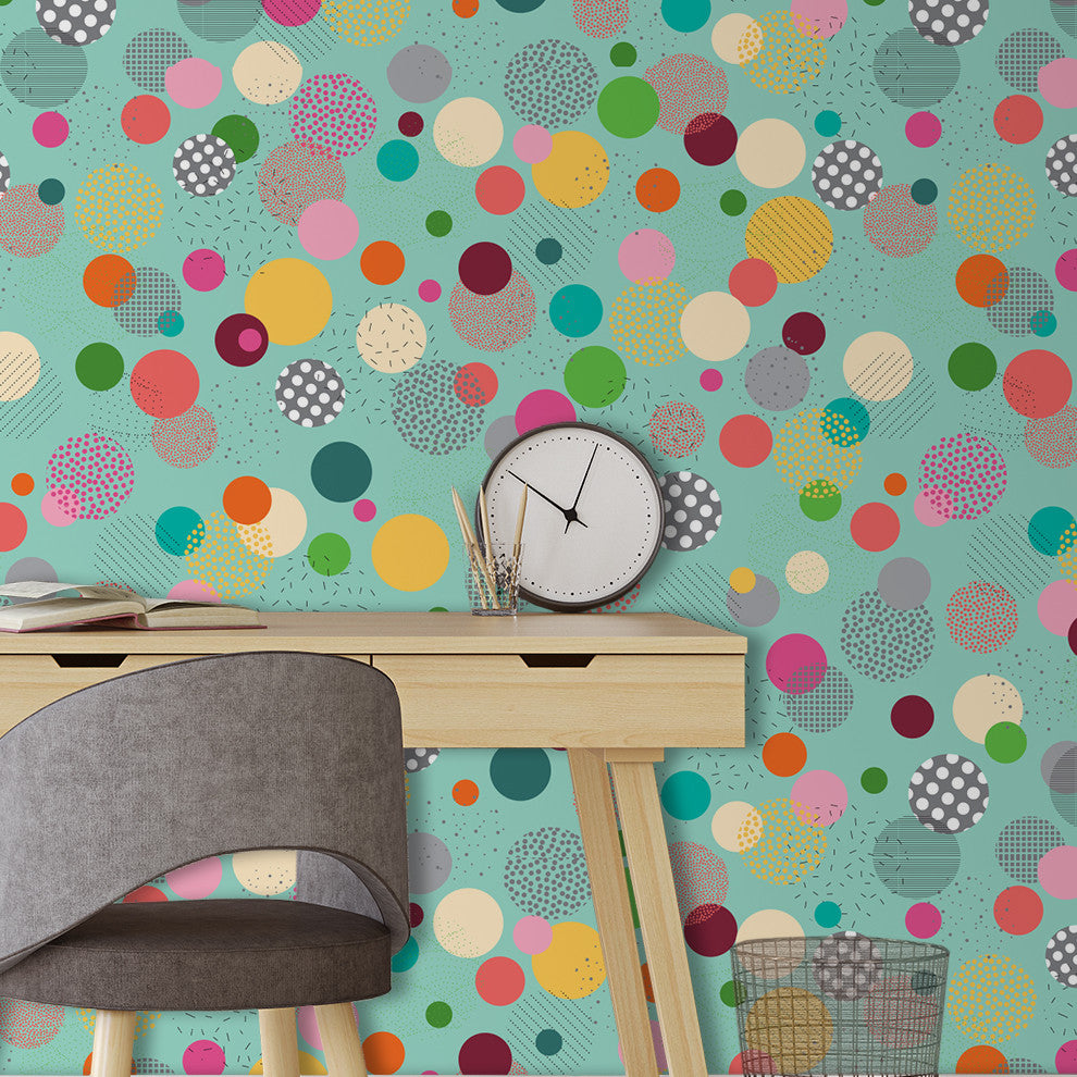 טפט בועות צבעוניות על רקע טורקיז