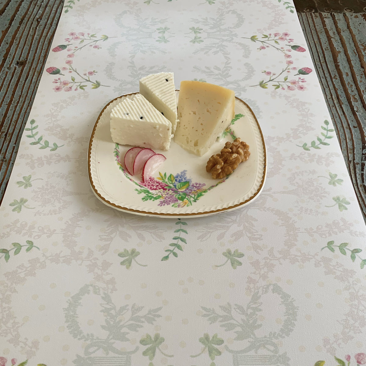 ראנר פיויסי שולחני- צרפתי לבן