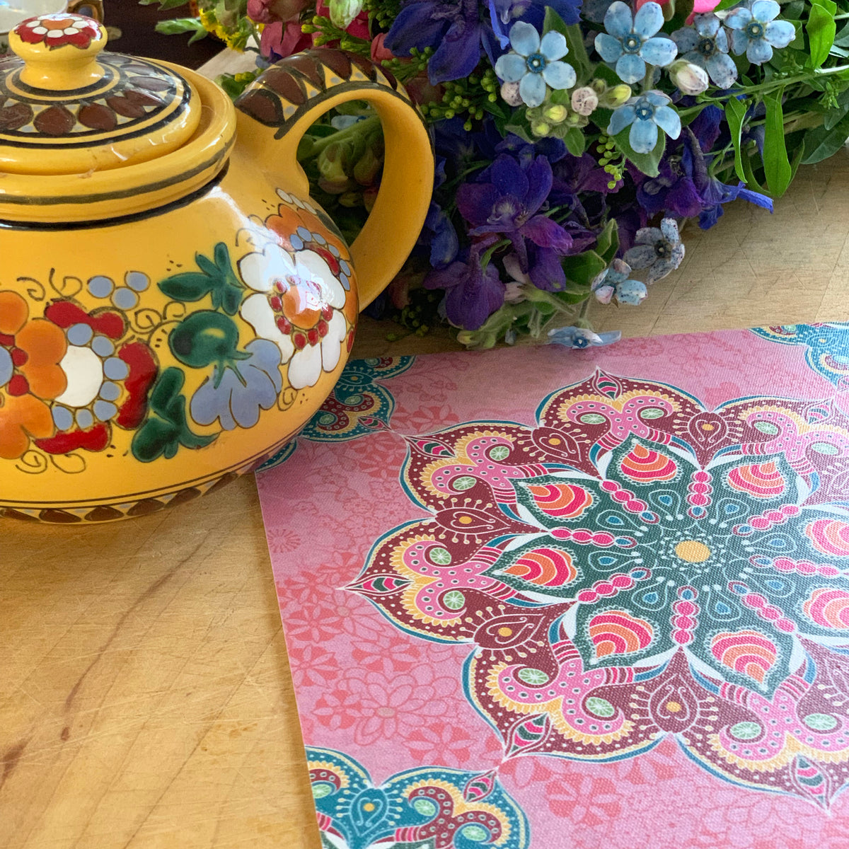 תחתית מנדלה שולחנית לדברים חמים- אפריקאית בורדו